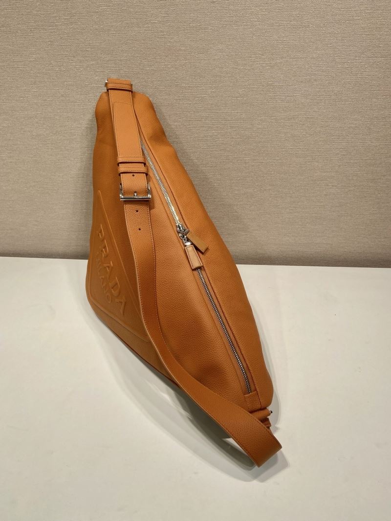 Pra*a triangle pouch